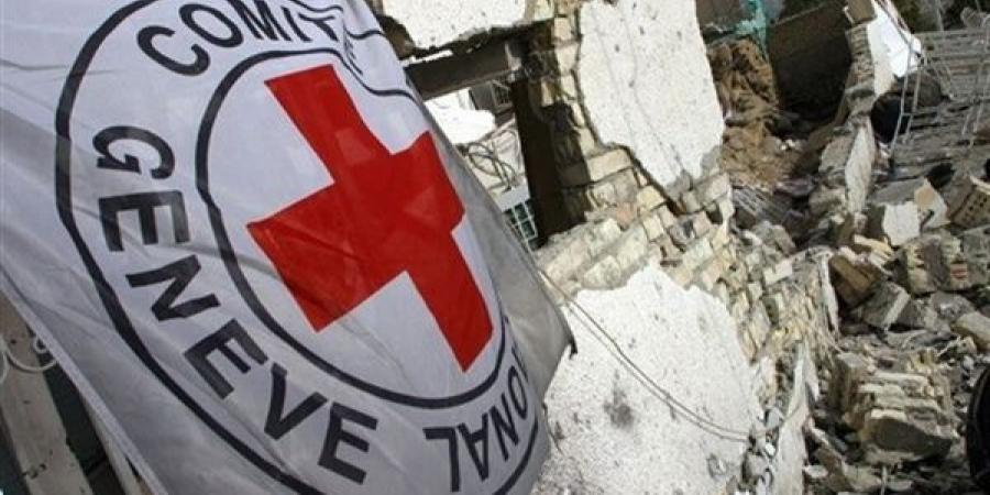 الحديدة.. الحوثيون يطلقون النار على قافلة للصليب الأحمر حاولت إغاثة سكان الدريهمي
